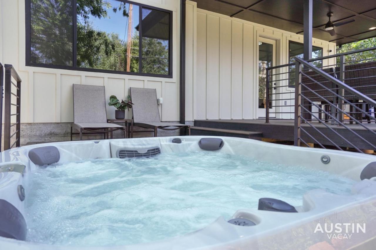 Luxurious Modernism With Private Hot Tub And Garage Villa Austin Exteriör bild